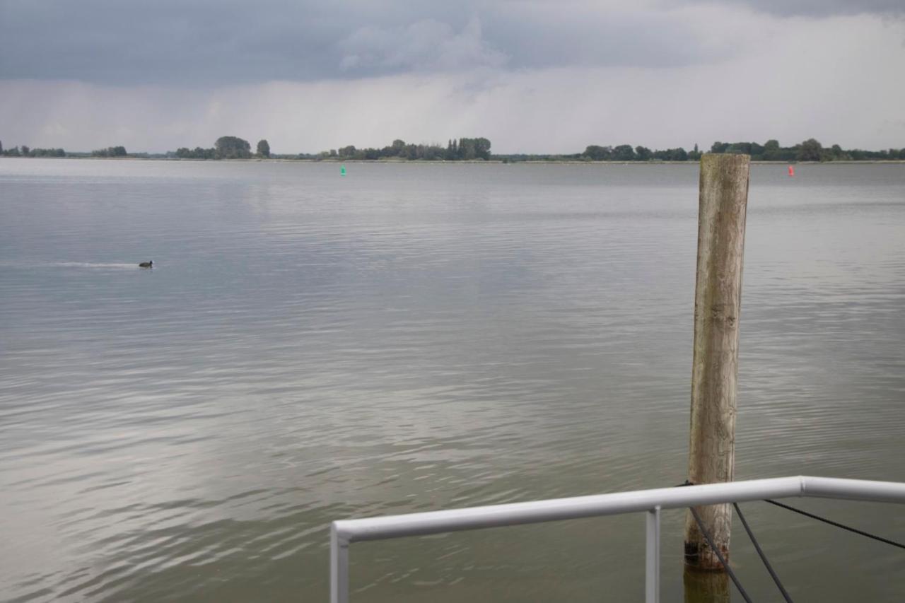 Houseboat Uitzicht Over Veluwemeer, Natuurlokatie, Prachtige Vergezichten Biddinghuizen Eksteriør bilde